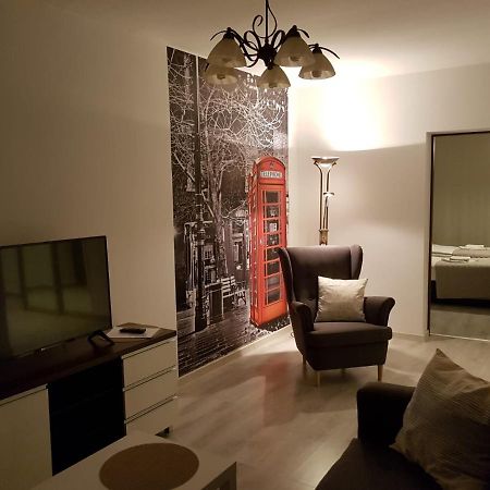 Kaja Apartamenty Legnica Buitenkant foto