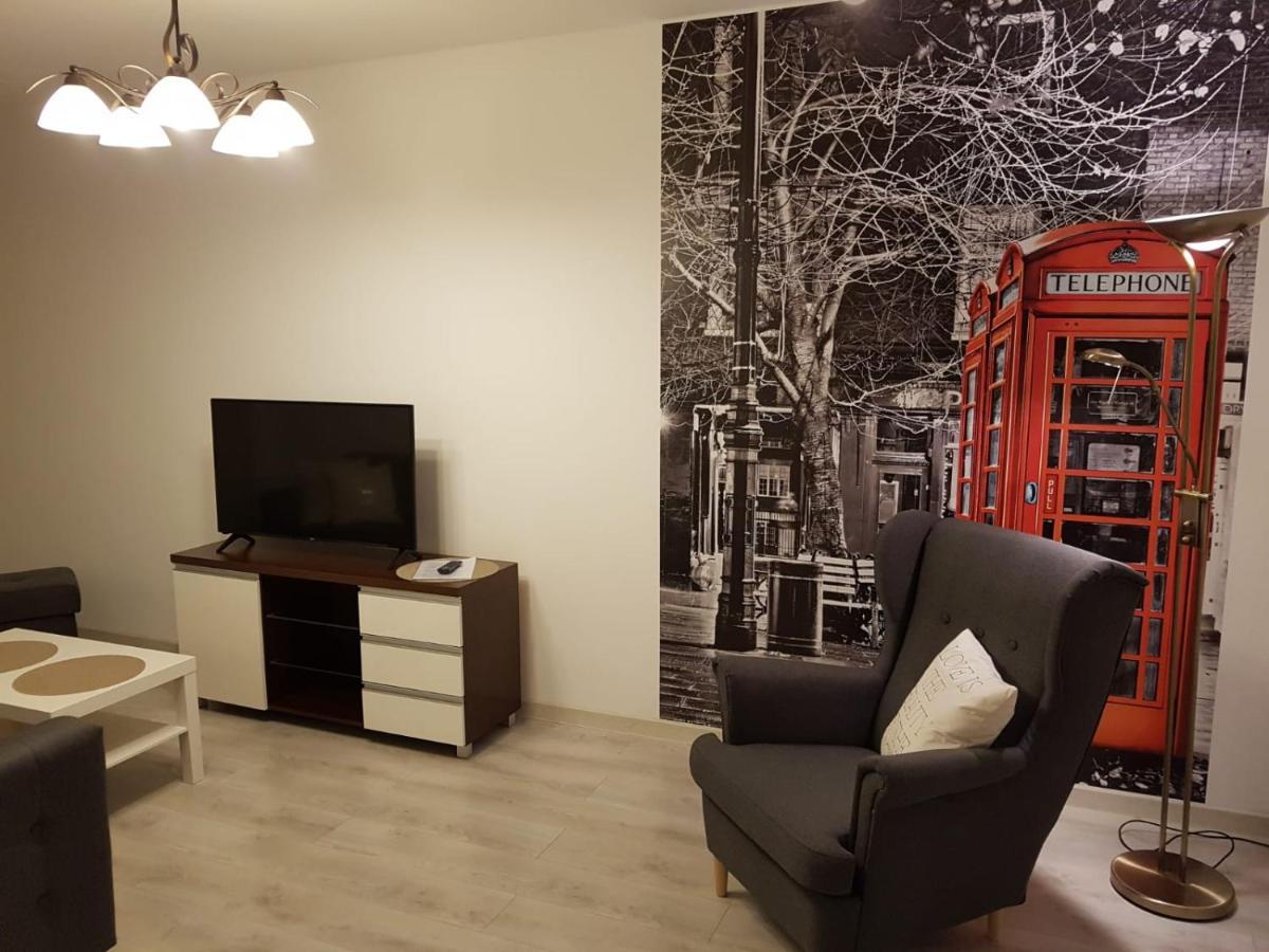 Kaja Apartamenty Legnica Buitenkant foto