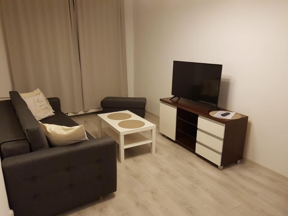 Kaja Apartamenty Legnica Buitenkant foto